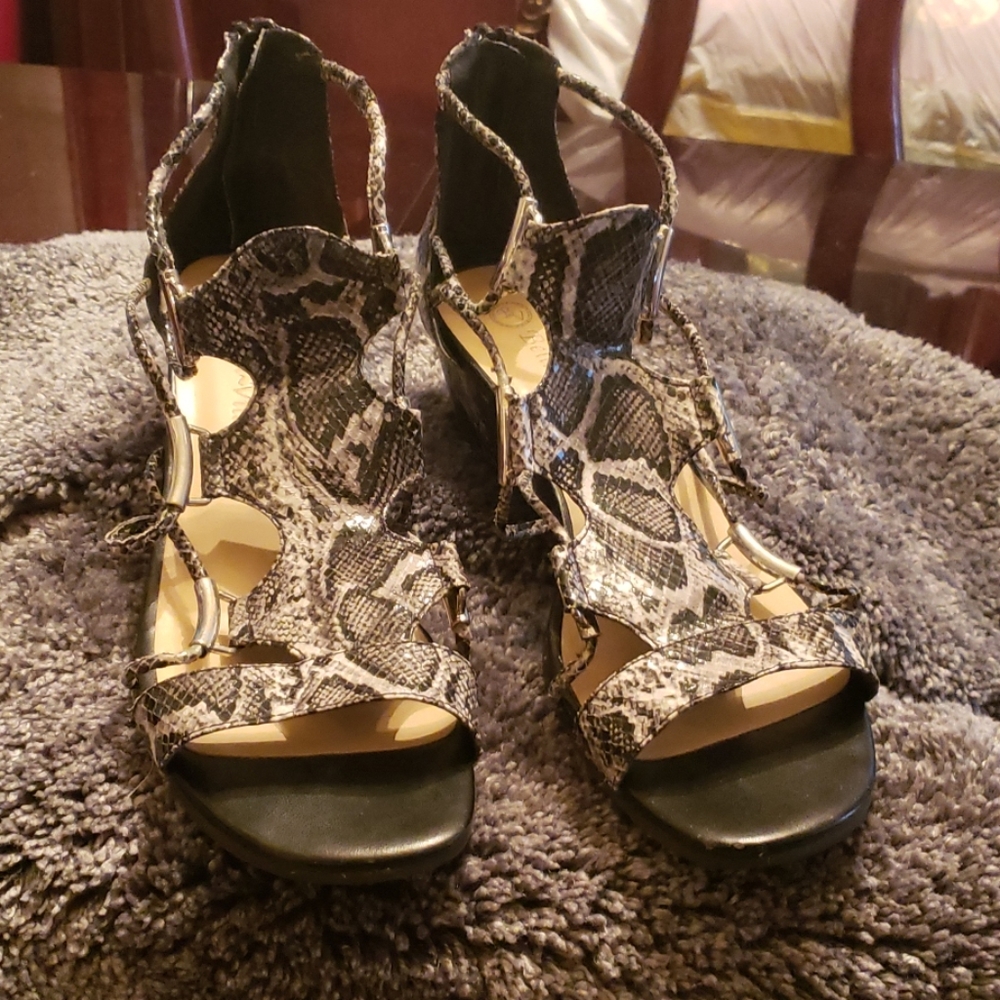 Bella Vita Snakeskin Sandals